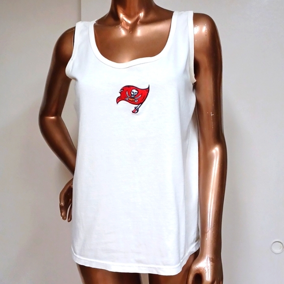 Tampa Bay Buccaneers Tank Top - Picture 2 of 4